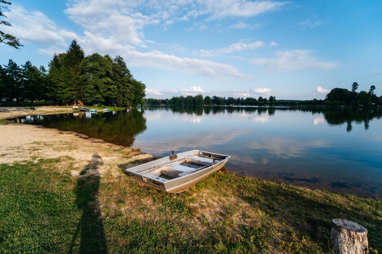 Lesák rekreační středisko Chlum u Trebone Exterior foto